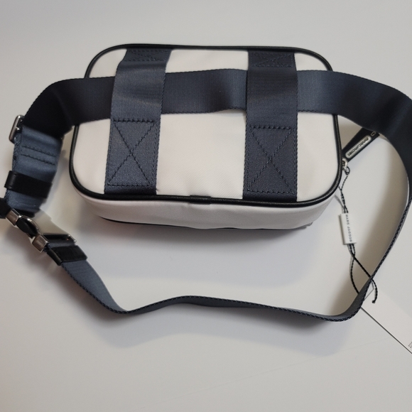 Marc Jacobs fanny pack/sport belt bag - Picture 4 of 5